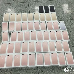 深圳海关一日查获400余台走私iPhone 7